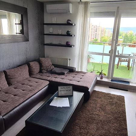 Sunlight Apartment Free Parking Budapeste Exterior foto